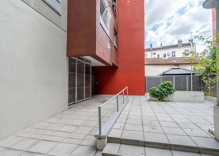 Superbe Appartement 1Min Metro7 Rez-De-Chaussee