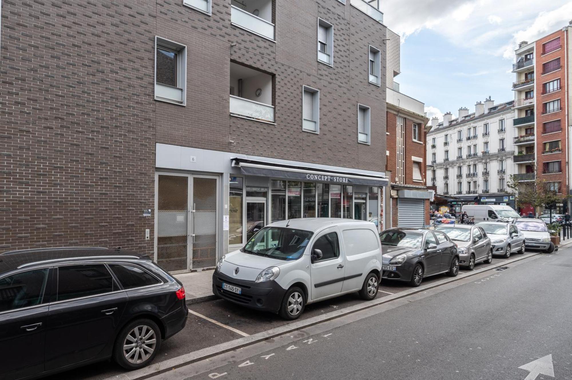 Apartment Superbe 1min Metro7 Rez-de-chaussee